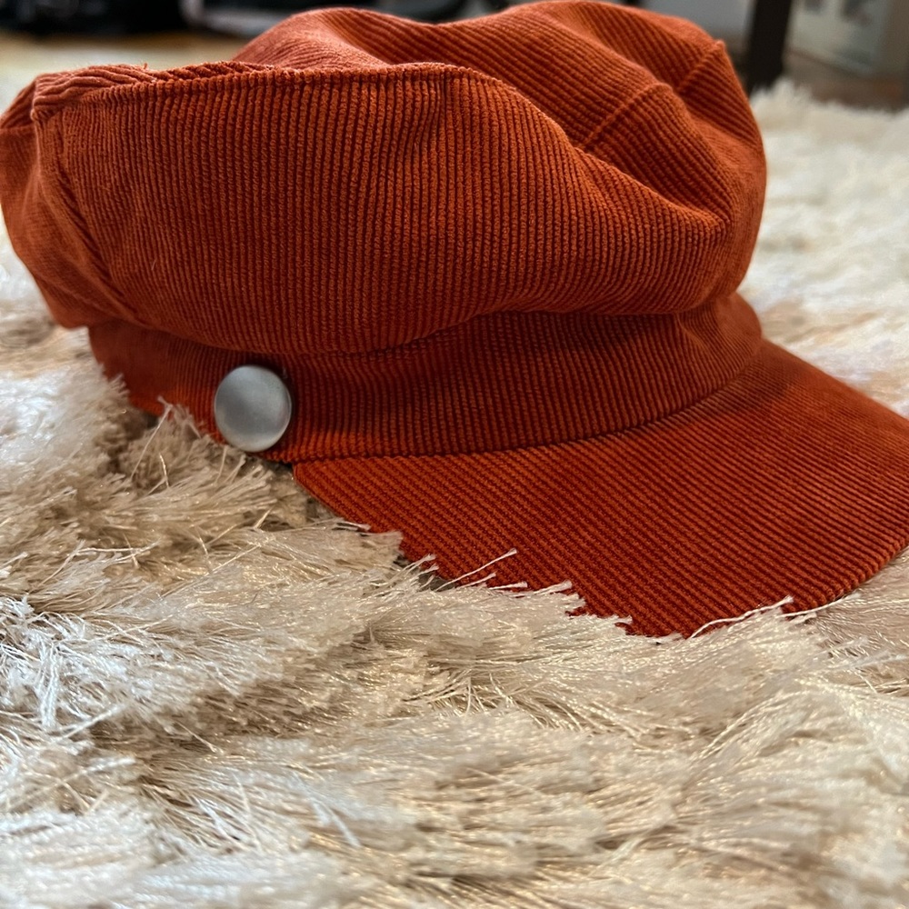 Velvet orange cap